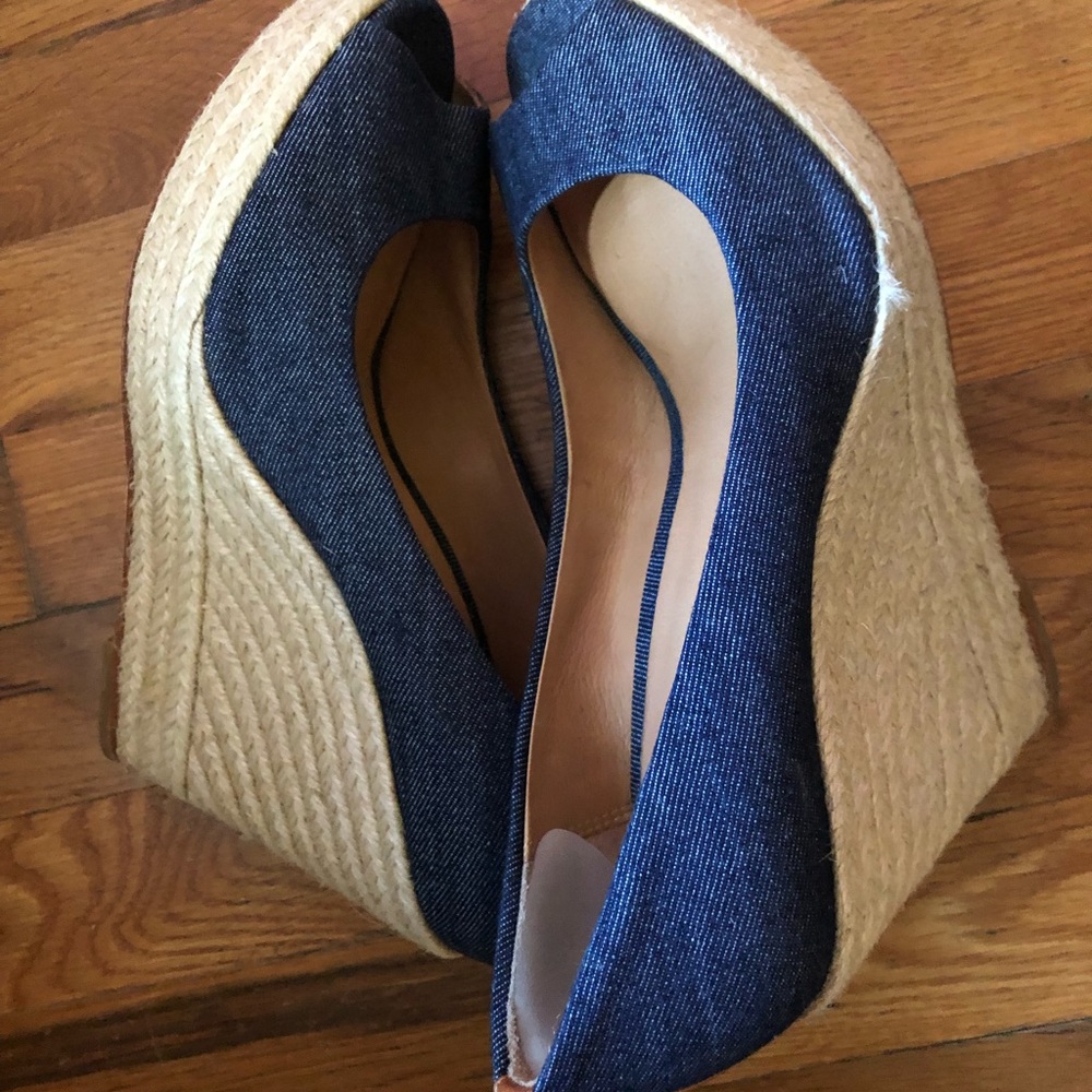 Women’s 8.5 Coach Denim Espadrille Wedge Peep toes